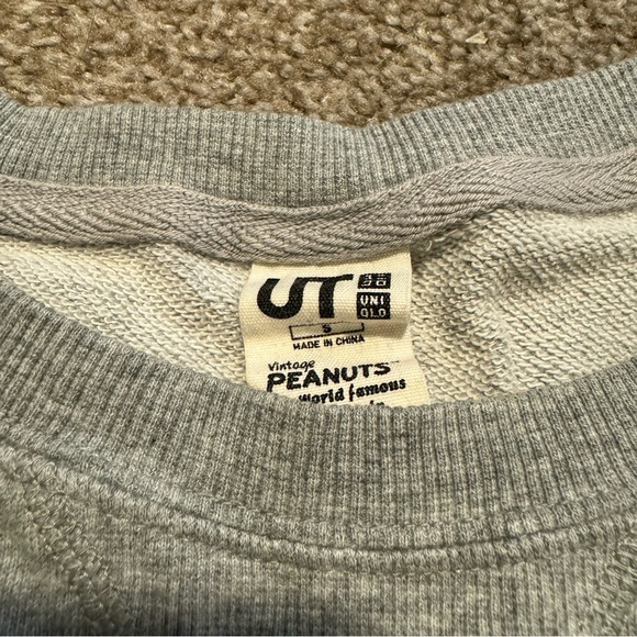 Uniqlo Peanuts Joe Choke Grey Sweatshirt Size Small - Picture 3 of 3